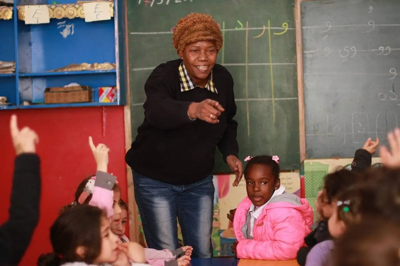 Teaching the Value of Volunteerism in Schools