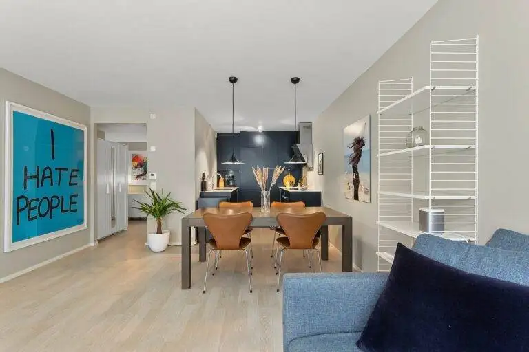 The Evolution of Home Security Systems: From Alarms to Smart Cameras